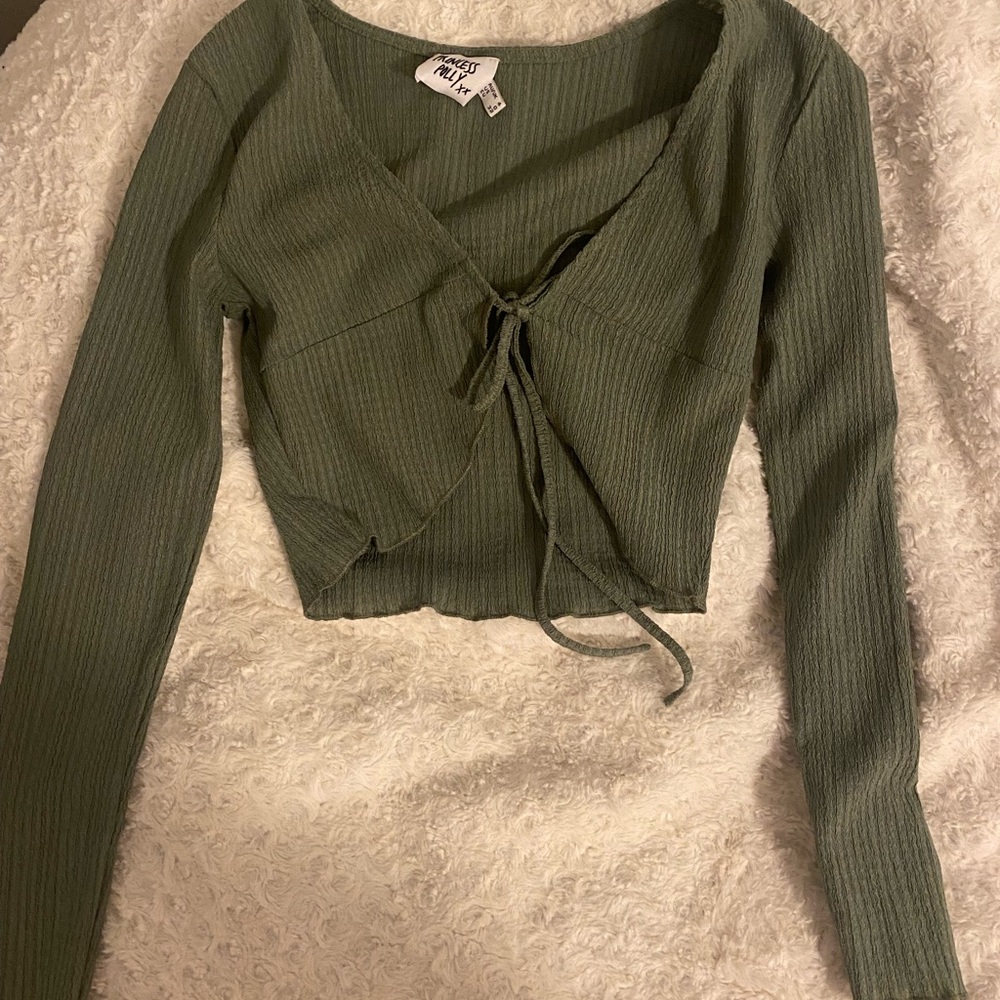 Princess polly shirt